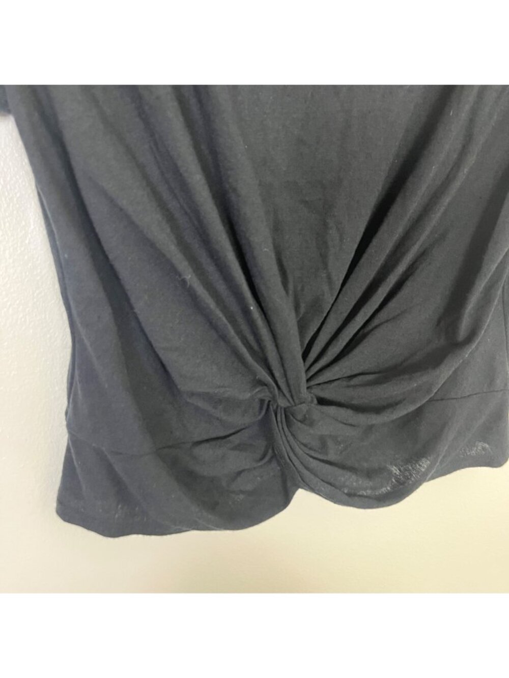 Free People Movement Run In The Sun Twisted Short Sleeve Shirt Black NWT Size M - Picture 4 of 7